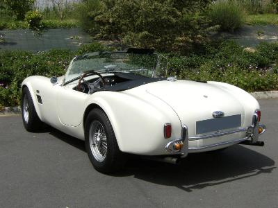 AC COBRA 289 1966 Old english white V8 ROVER 3500 C