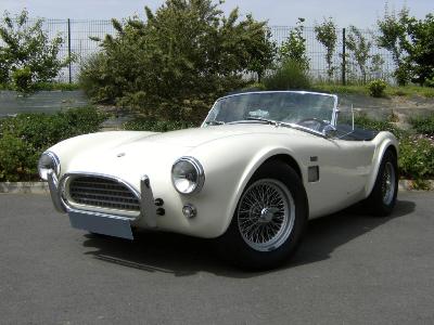 AC COBRA 289 1966 Old english white V8 ROVER 3500 C